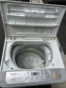 Panasonic(パナソニック)自動電気洗濯機 5.0kg NA-F50B11 2018年製