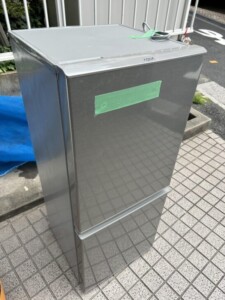 AQUA(アクア)ノンフロン冷凍冷蔵庫 AQR-13M 2022年製