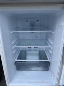 MITSUBISHI(三菱)146L 2ドア冷蔵庫 MR-P15F-W 2020年製