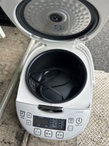 ELSONIC(エルソニック)炊飯器 EM-RC5502