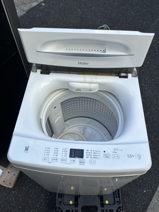 無料引取（頑固な汚れ有）Haier JW-U55A 単身向けの縦型洗濯機の