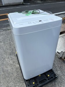 YAMADA(ヤマダ)5.5キロ 全自動洗濯機 YWM-T55LW 2023年製