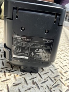 IRIS OHYAMA(アイリスオーヤマ)ジャー炊飯器 RC-MGA30-B 2023年製