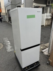 Hisense(ハイセンス)162L 2ドア冷蔵庫 HR-D15F 2022年製