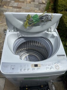 SHARP(シャープ) 全自動電気洗濯機 6.0kg ES-GE6C-W 2019年製