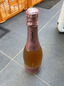 フレシネ スパークリングワイン セミセコ ロゼ CAVA