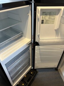 TWINBIRD(ツインバード) ノンフロン 2ドア冷凍冷蔵庫 HR-F915 2023年製