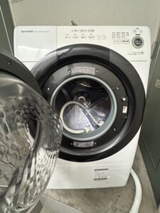 SHARP(シャープ)7.0キロ ドラム式洗濯乾燥機 ES-S7F-WL 2021年製