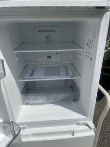 SHARP(シャープ)152L 2ドア冷蔵庫 SJ-D15H-W 2022年製