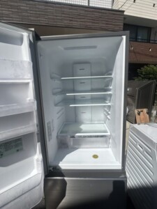 HITACHI(日立)ノンフロン冷凍冷蔵庫 R-V38KVL 2020年製