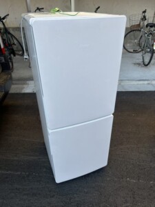 Haier(ハイアール)148L 2ドア冷蔵庫 JR-NF148DK 2024年製