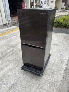 Hisense(ハイセンス)134L 2ドア冷蔵庫 HR-G13B-BR 2020年製