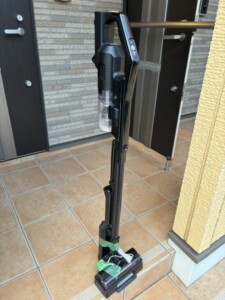 IRIS OHYAMA(アイリスオーヤマ)サイクロンスティッククリーナー SCD-R1P-B 2021年製