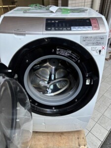 HITACHI(日立)11.0キロ ドラム式洗濯乾燥機 BD-SV110BL 2018年製