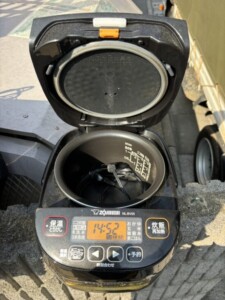 ZOJIRUSHI(象印)マイコン炊飯ジャー NL-BV05-BA 2021年製