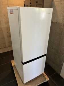 Hisense(ハイセンス)162L 2ドア冷蔵庫 HR-D15F 2022年製