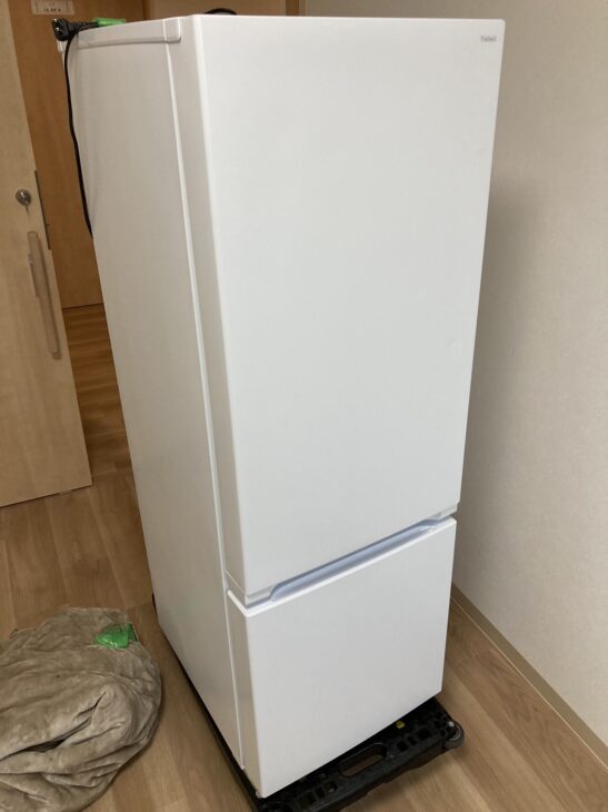 2022年製[美品]ヤマダ 179L 2ドア冷蔵庫 YRZ-F17J 墨田区へ出張し