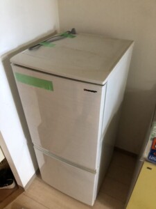 SHARP(シャープ)ノンフロン冷凍冷蔵庫 SJ-D14E-W 2019年製