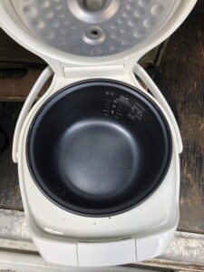 TIGER(タイガー)マイコン炊飯ジャー JAI-R552 2020年製