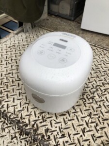 YAMADA(ヤマダ)マイコンジャー炊飯器 YRC-M05H1 2022年製