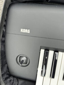 KORG ミュージック ワークステーション キーボード i3