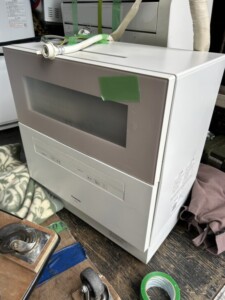 Panasonic(パナソニック)電気食器洗い乾燥機 NP-TH4-C 2021年製