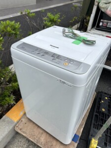 Panasonic(パナソニック)5.0キロ 全自動洗濯機 NA-F50B10 2017年製