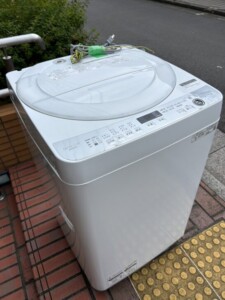 SHARP(シャープ)7.0キロ 全自動洗濯機 ES-GE7E-W 2021年製