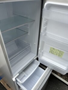 SHARP(シャープ)167L 2ドア冷蔵庫 SJ-D17E-S 2019年製