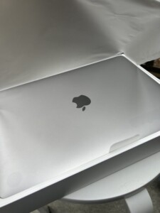 Apple(アップル)MacBook Pro A1708 13インチ 2017年製