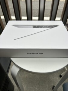 Apple(アップル)MacBook Pro A1708 13インチ 2017年製