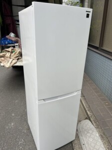 SHARP(シャープ)230L 2ドア冷蔵庫 SJ-BD23K-W 2023年製