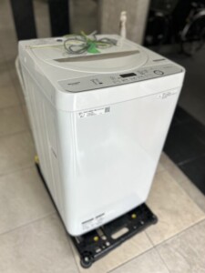 SHARP(シャープ)4.5キロ 全自動洗濯機 ES-GE4D-C 2020年製