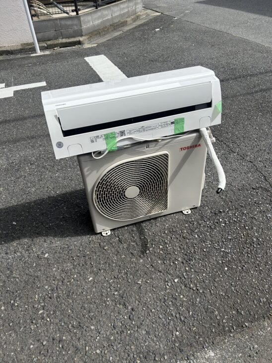 東芝の2021年製 エアコン RAS-H221M(W) 【高価買取】小牧市にてご案内
