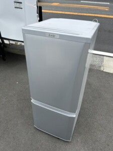 MITSUBISHI(三菱)146L 2ドア冷蔵庫 MR-P15E-S1 2020年製