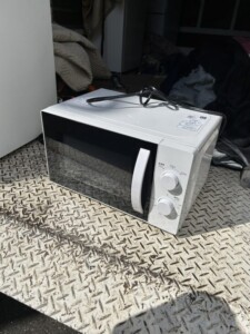 ユアサプライムス 電子レンジ PTY-R7015C 2023年製