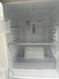 SHARP(シャープ)137L 2ドア冷蔵庫 SJ-D14E-W 2019年製