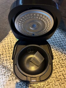 SHARP(シャープ)ジャー炊飯器 KS-C5E2-B 2022年製