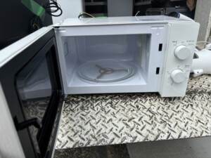 NITORI(ニトリ)東日本用電子レンジ MM720CUKN4 2022年製