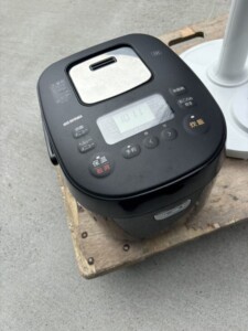 IRIS OHYAMA(アイリスオーヤマ)IHジャー炊飯器 RC-IK50-B 2020年製