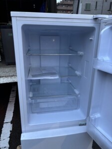 IRIS OHYAMA(アイリスオーヤマ)170L 2ドア冷蔵庫 IRSN-17B-W 2022年製