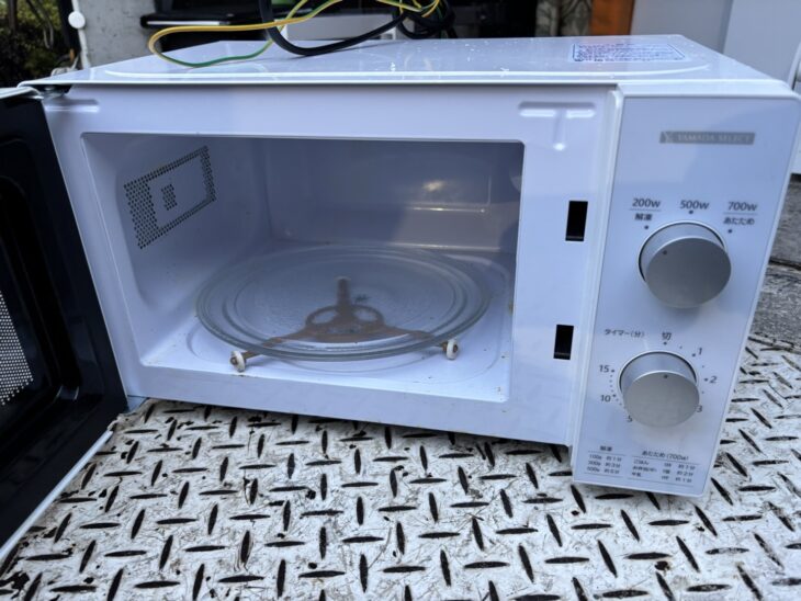 高価買取【出張で池田市へ】ヤマダ 電子レンジ YMW-M17JW6 2022年製