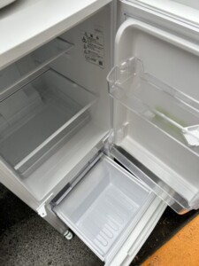 SHARP(シャープ)152L 2ドア冷蔵庫 SJ-D15G-W 2021年製