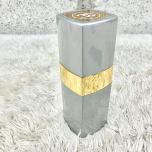 CHANEL(シャネル)オードトワレ N゜19 スプレー 50ml