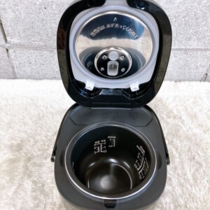 Panasonic(パナソニック)IHジャー炊飯器 SR-KT060 2023年製