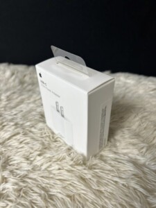 Apple(アップル)20W USB-C 電源アダプタ MHJA3AM/A