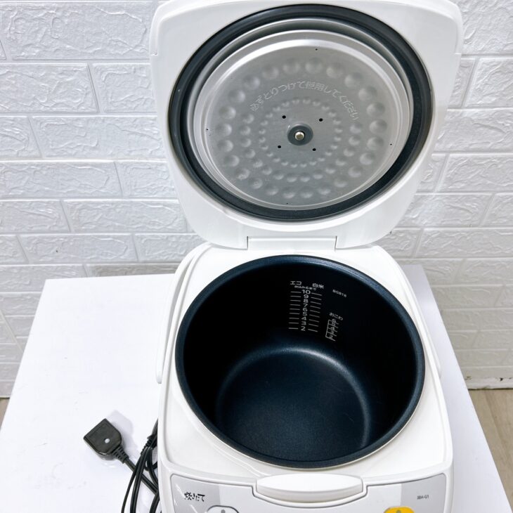 東京都世田谷区】 タイガー(TIGER)2018年製炊飯器JBH-G181を買取