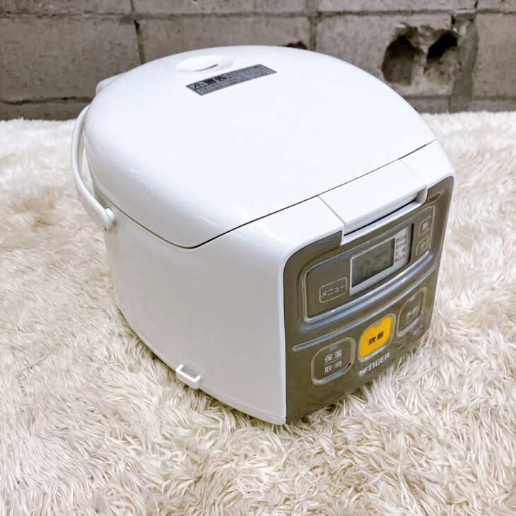 TIGER（タイガー）マイコン炊飯ジャー JAI-R551 2019年製