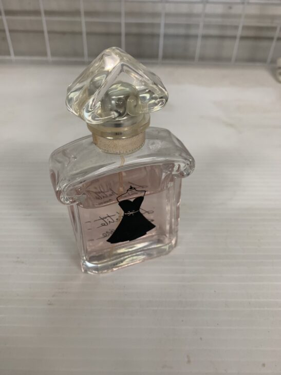GUERLAIN（ゲラン）オーデパルファム ラ プティット ローブ ノワール