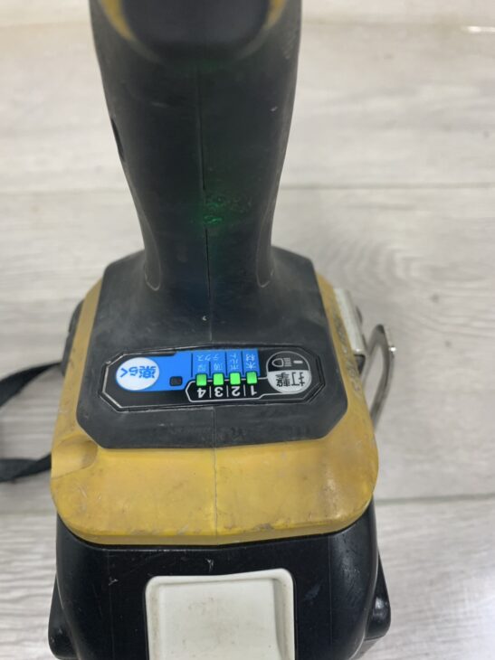 マキタの充電式インパクトドライバ（TD172D イエロー）出張買取